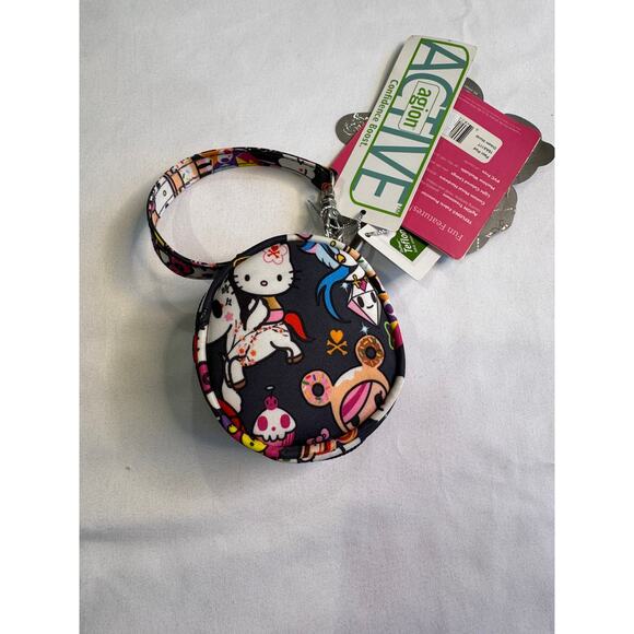 Jujube Sanrio Dream World Paci Pod - Picture 3 of 5